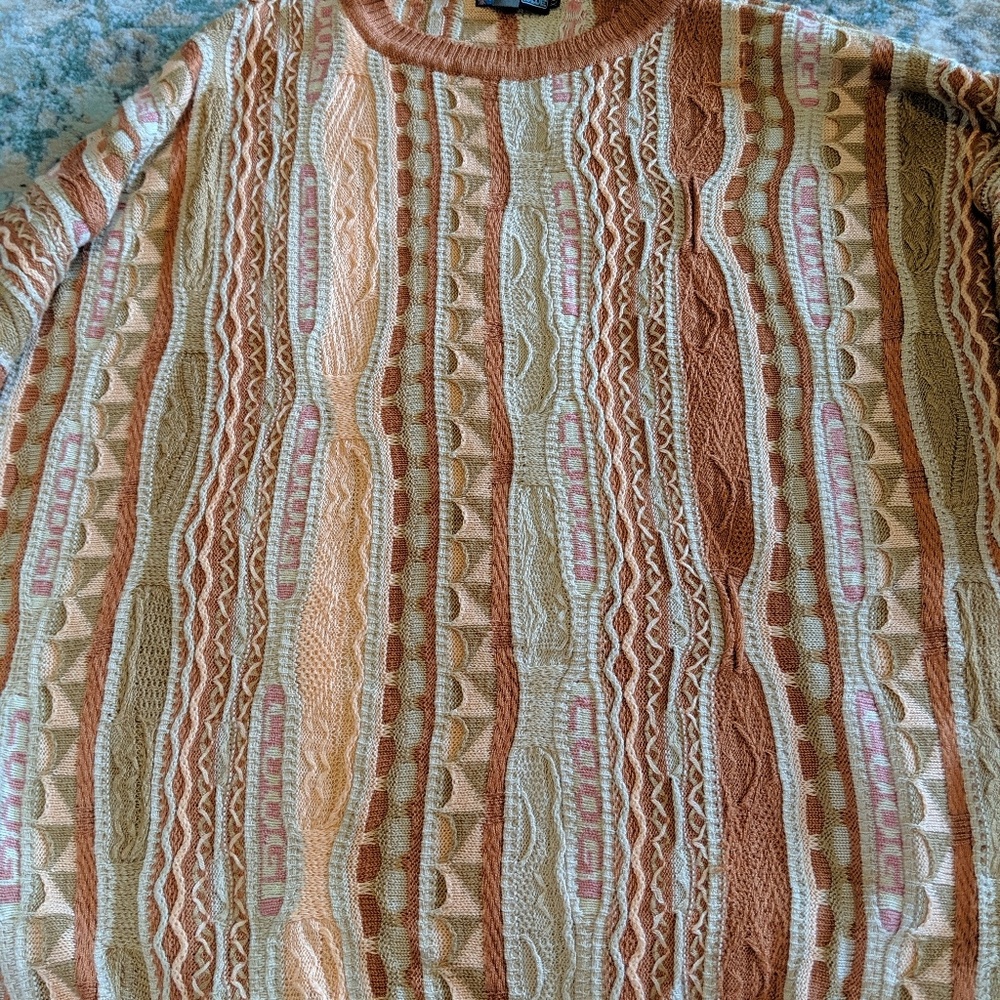 ON HOLD AUTHENTIC COOGI SWEATER - Picture 7 of 8